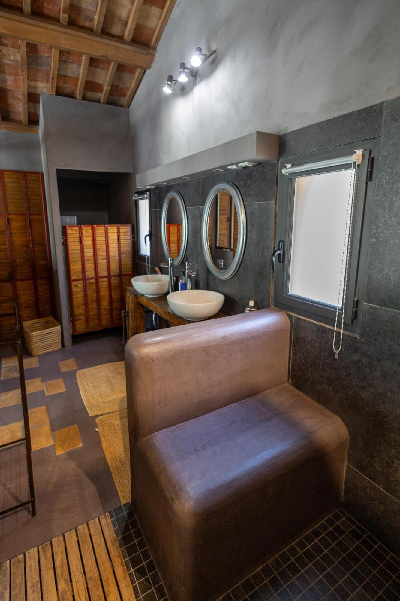 Les Pieds Tanqués - Bed&Breakfast-Spa Saint-Cyr-sur-Mer Exterior foto